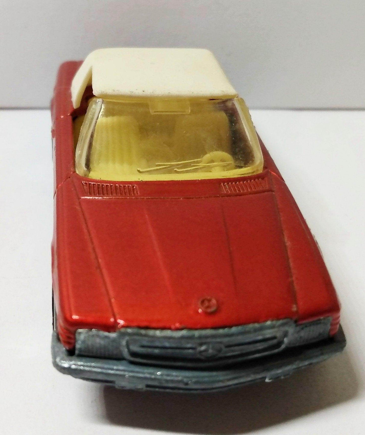 Lesney Matchbox No 6 Mercedes 350SL Superfast England 1973 - TulipStuff