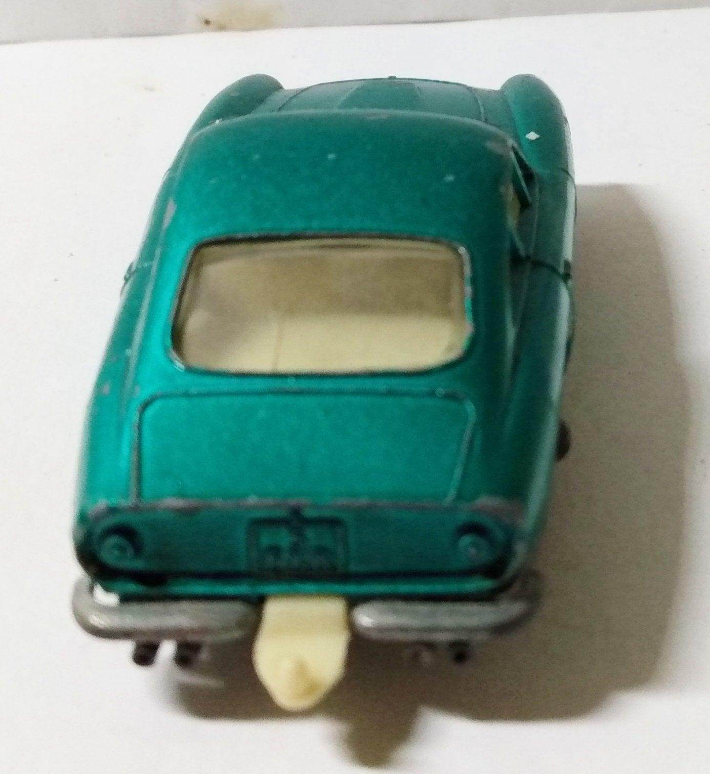 Lesney Matchbox no. 75 Ferrari Berlinetta Wire Wheels Made in England 1965 - TulipStuff