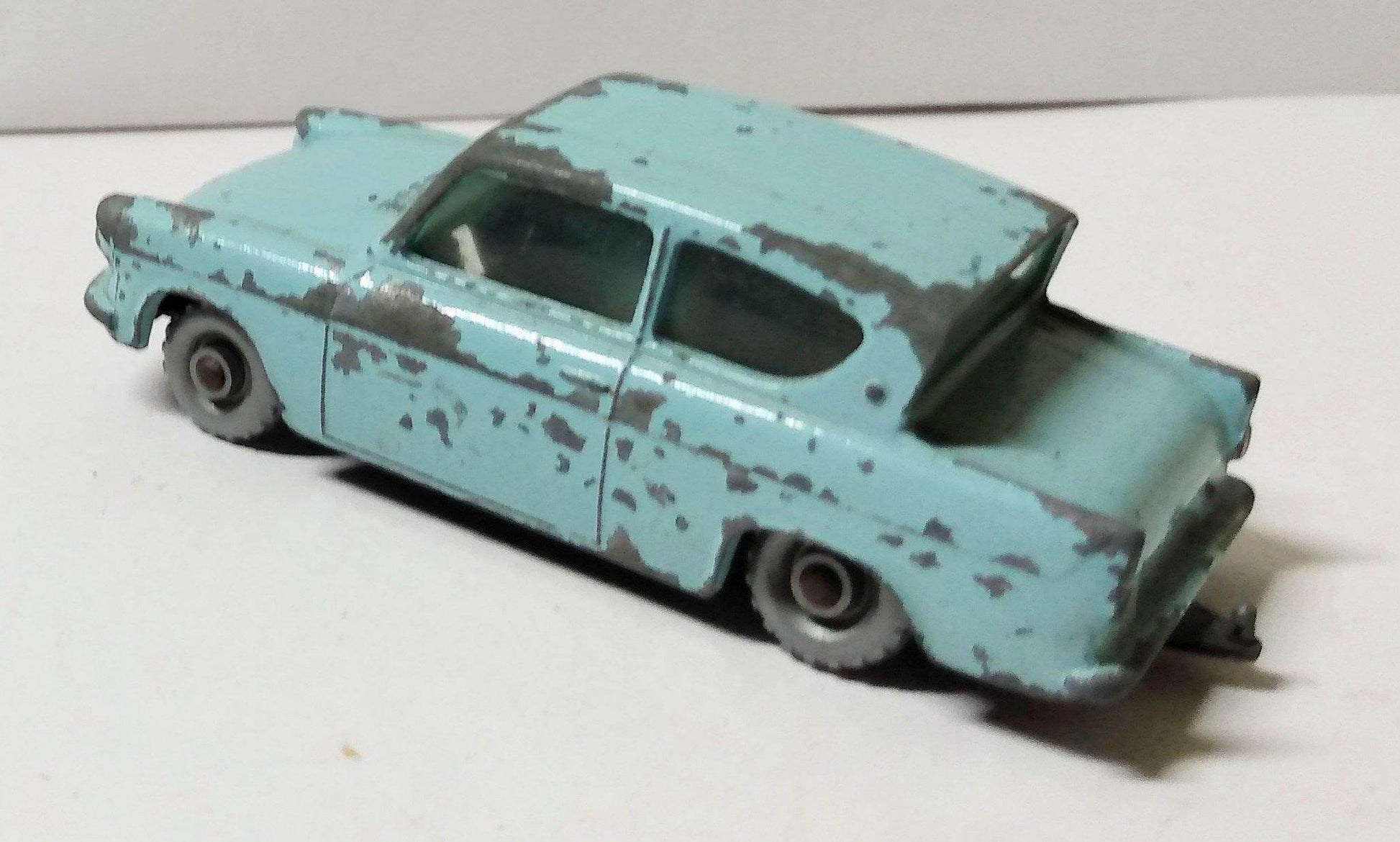 Lesney Matchbox  7 Ford Anglia Light Blue Silver Wheels England 1961 - TulipStuff