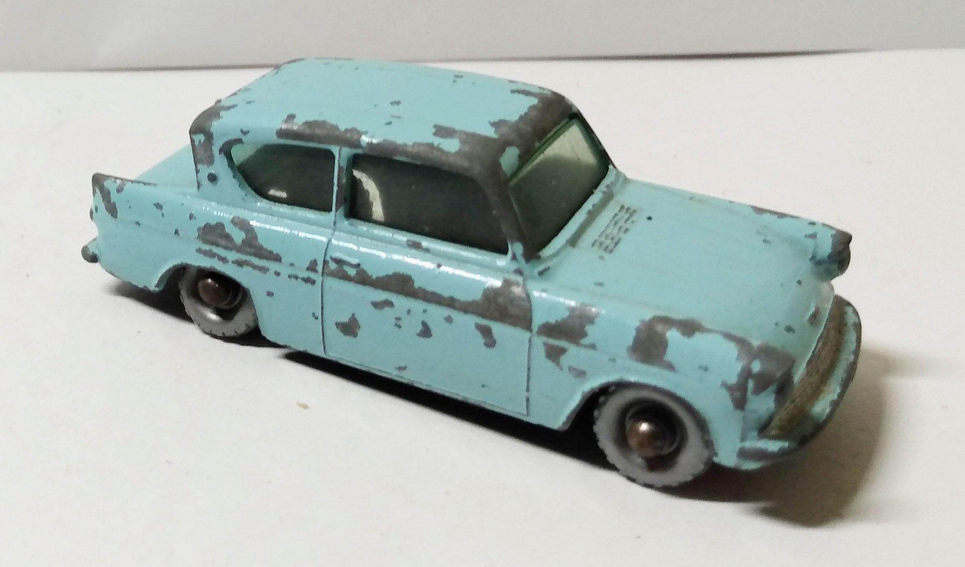 Lesney Matchbox  7 Ford Anglia Light Blue Silver Wheels England 1961 - TulipStuff