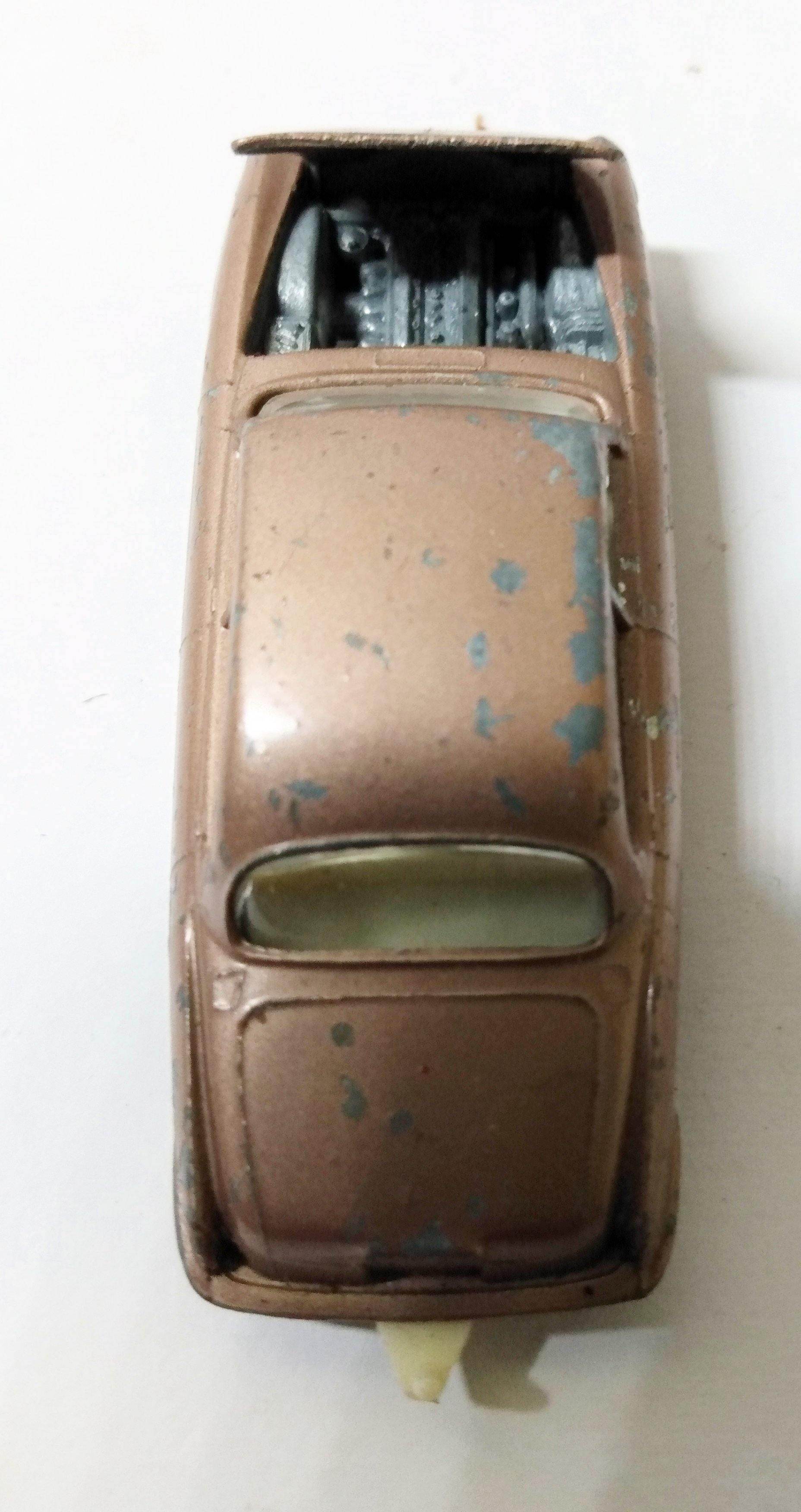Lesney Matchbox 28 Jaguar Mk 10 Diecast Toy England 1964 - TulipStuff