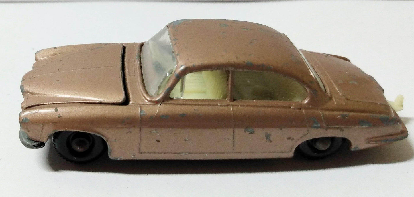Lesney Matchbox 28 Jaguar Mk 10 Diecast Toy England 1964 - TulipStuff