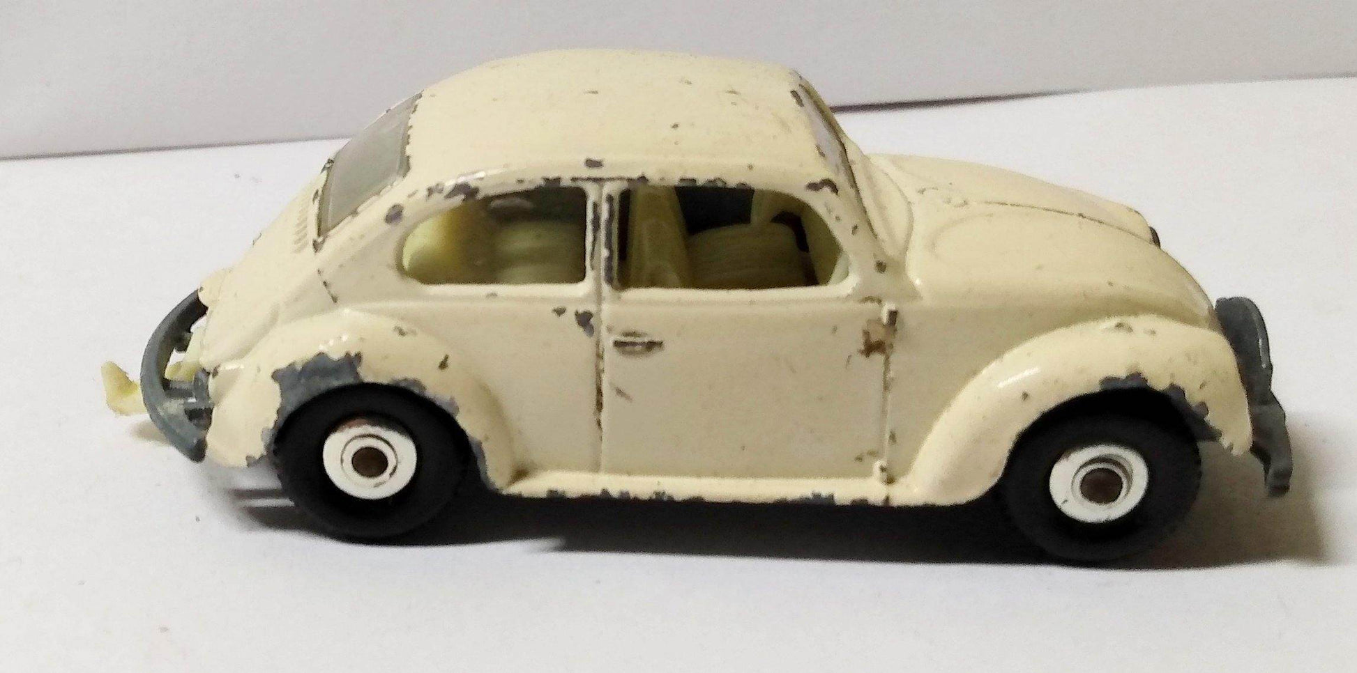 Lesney Matchbox 15 Volkswagen 1500 Saloon VW Beetle England 1968 - TulipStuff