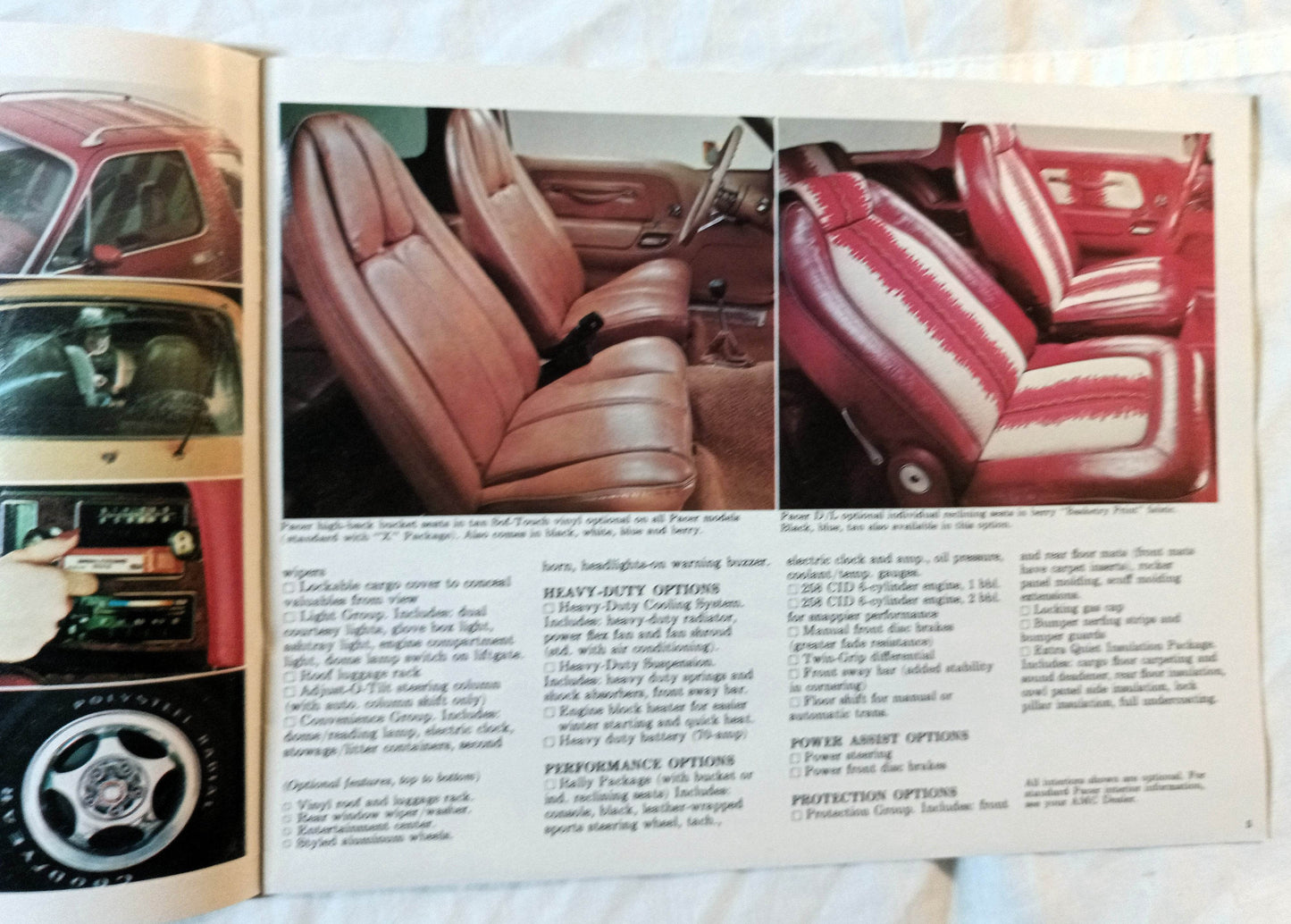 American Motors 1976 AMC Passenger Cars Auto Show Edition Brochure - TulipStuff