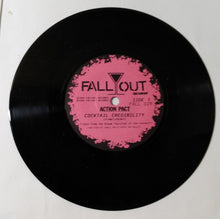Load image into Gallery viewer, Action Pact Cocktail Credibility / Consumer Madness 7&quot; Vinyl Fallout 1984 - TulipStuff
