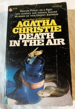 Load image into Gallery viewer, Agatha Christie Death In The Air Paperback Popular Library 1970&#39;s - TulipStuff
