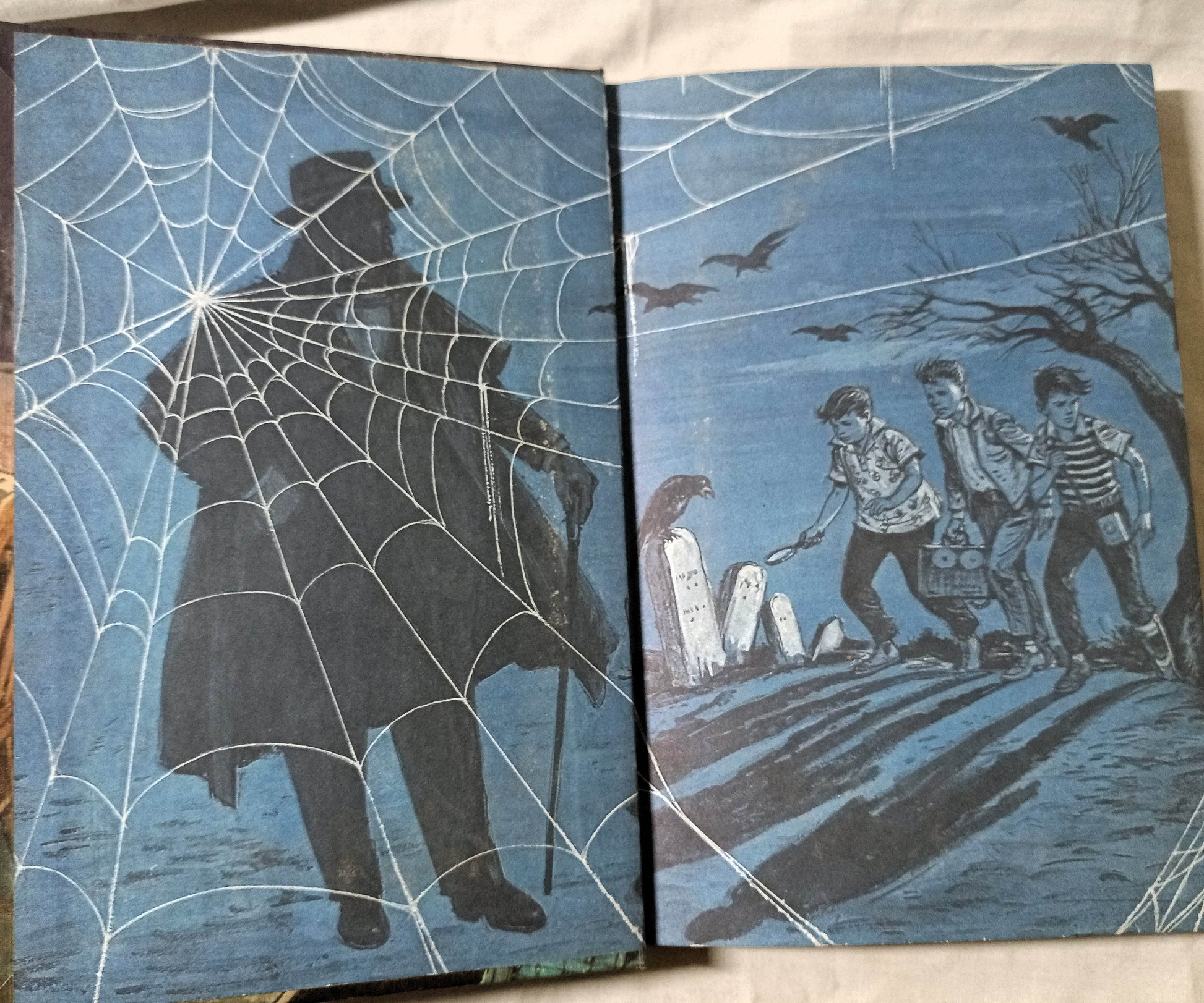 Alfred Hitchcock And The Three Investigators The Mystery Of The Vanishing Treasure - TulipStuff