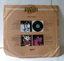 Load image into Gallery viewer, April Wine Greatest Hits Canadian Hard Rock 12&quot; Vinyl LP Aquarius 1979 - TulipStuff
