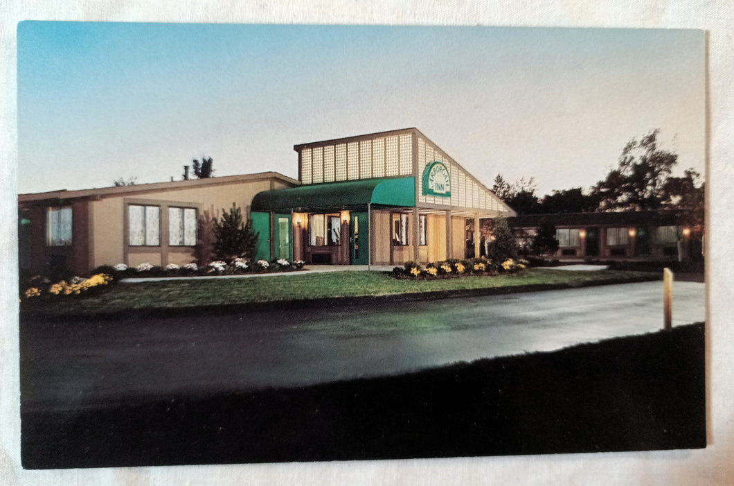 Arborgate Inn New No-frills Motel Chain Intro Postcard 1988 - TulipStuff