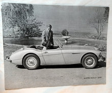 Load image into Gallery viewer, Austin Healey 3000 Convertible Dealer Sales Specification Sheet 1960 - TulipStuff
