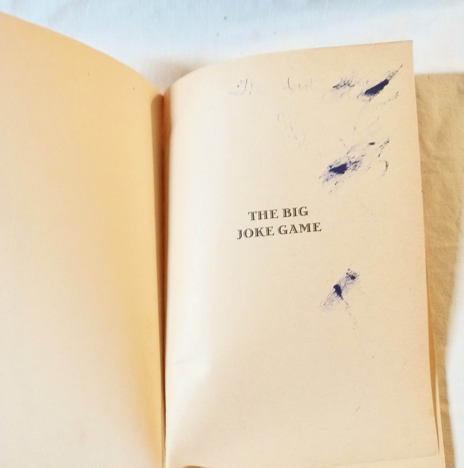 The Big Joke Game Scott Corbett Paperback First Printing 1973 - TulipStuff