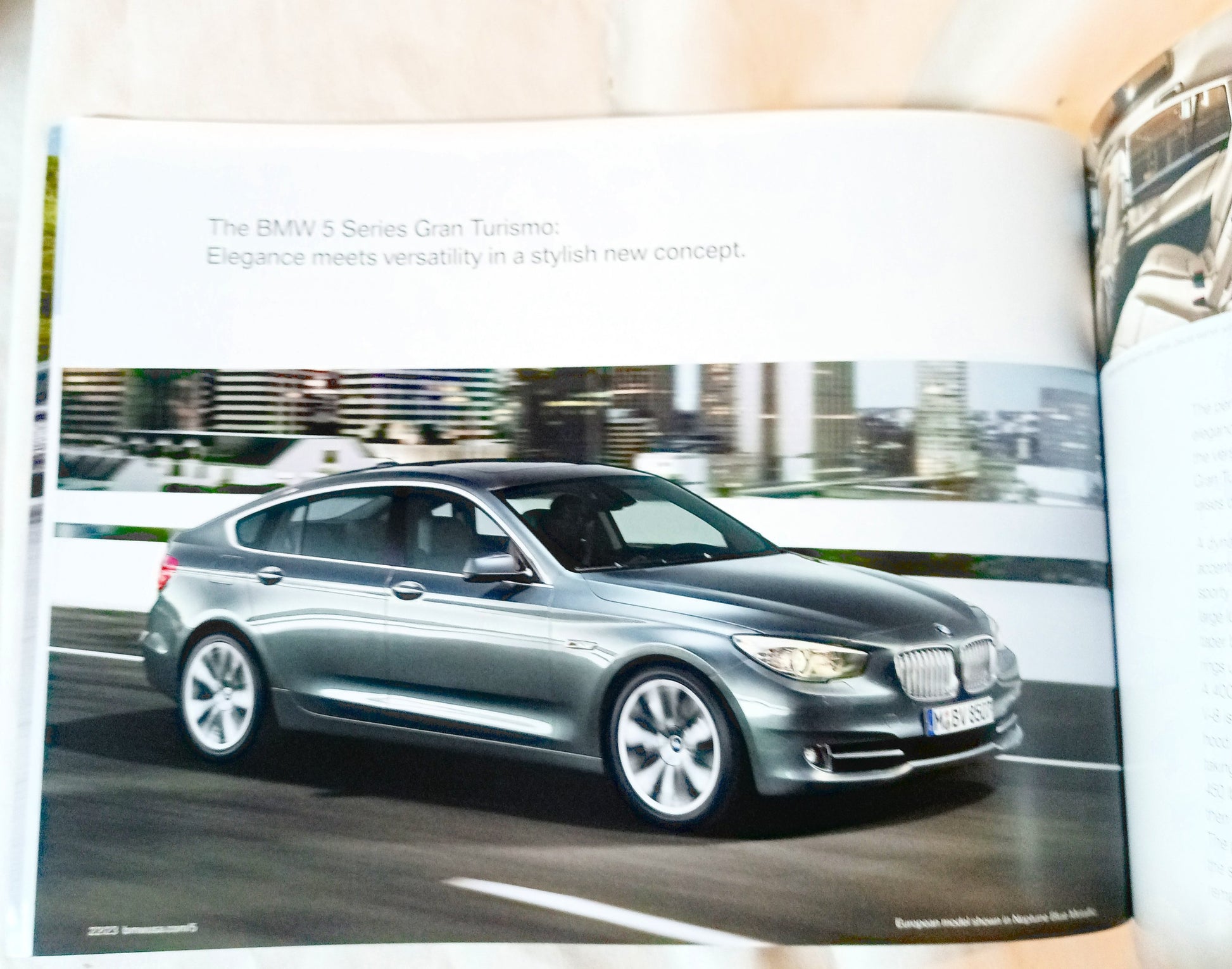 BMW 2009 Full Line Dealer Sales Catalog Booklet - TulipStuff