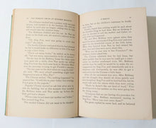 Load image into Gallery viewer, The Bobbsey Twins At Mystery Mansion Laura Lee Hope Hardcover 1945 - TulipStuff
