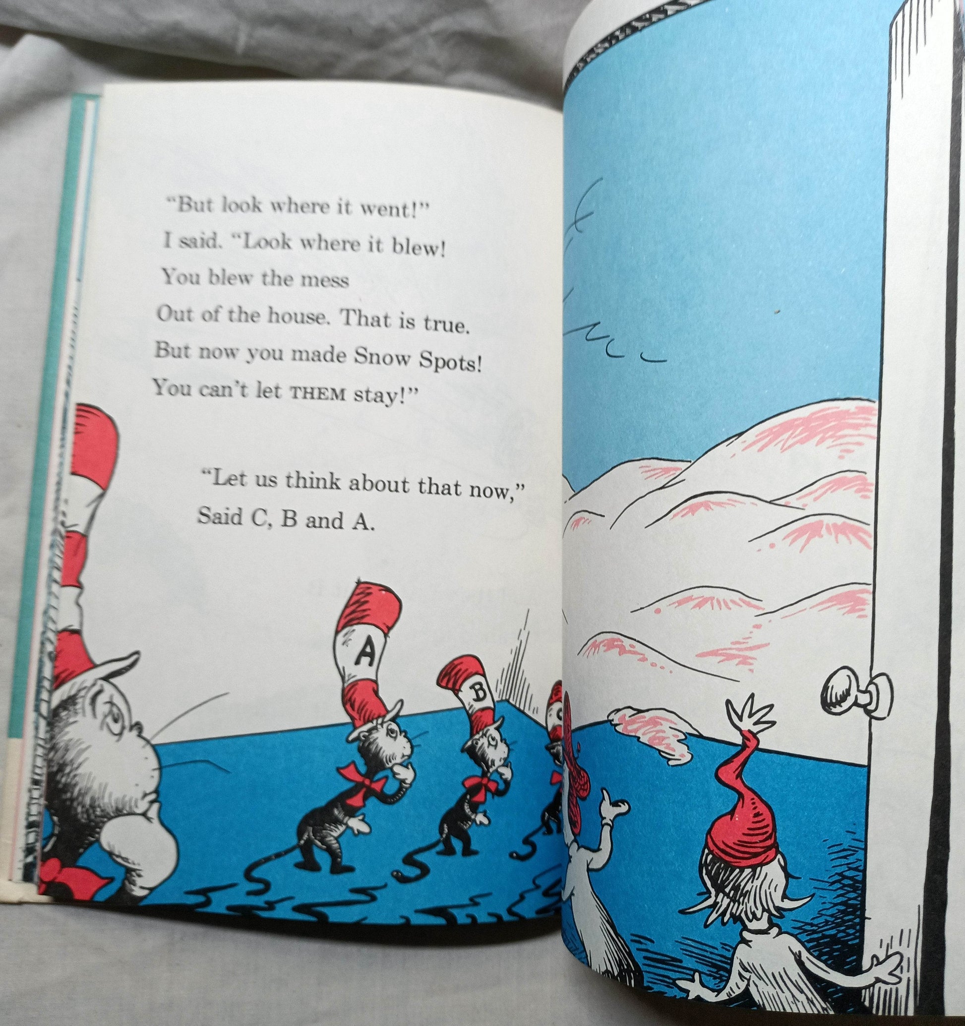 Dr Seuss The Cat In The Hat Comes Back Book Club Edition 1958 - TulipStuff
