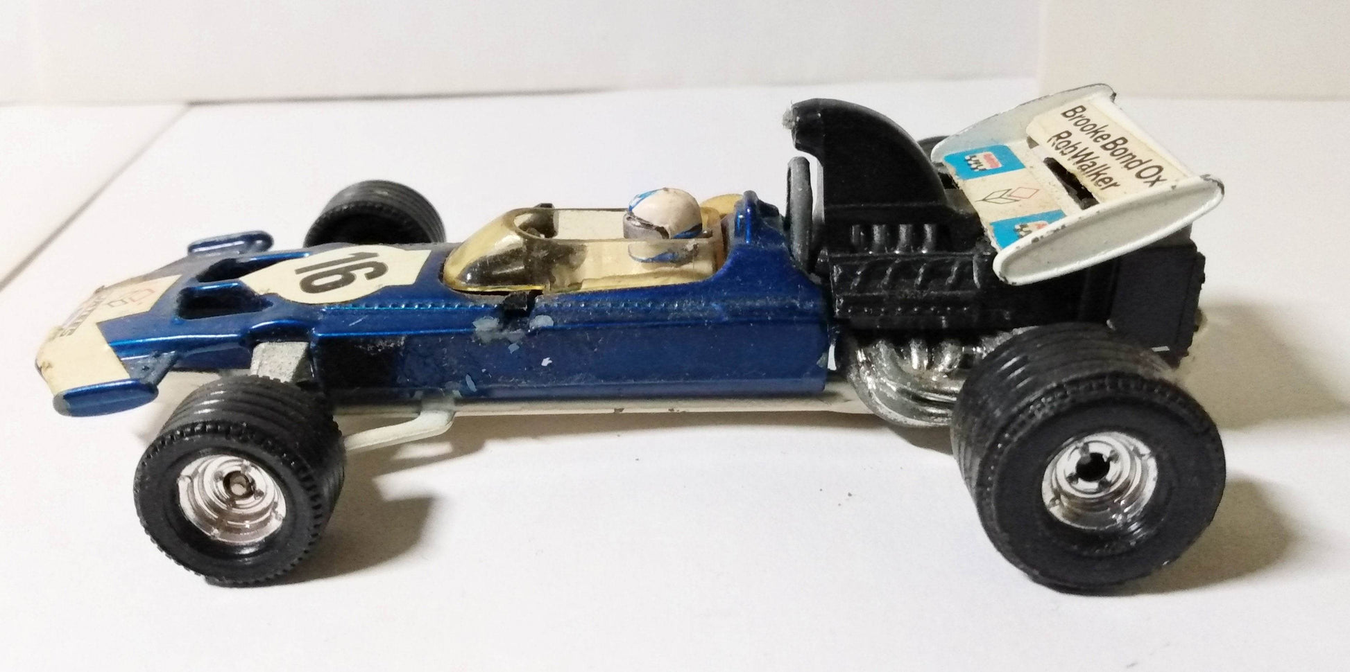 Corgi 150 Surtees TS9 Racing Car Brooke Bond Oxo Rob Walker 1972 - TulipStuff