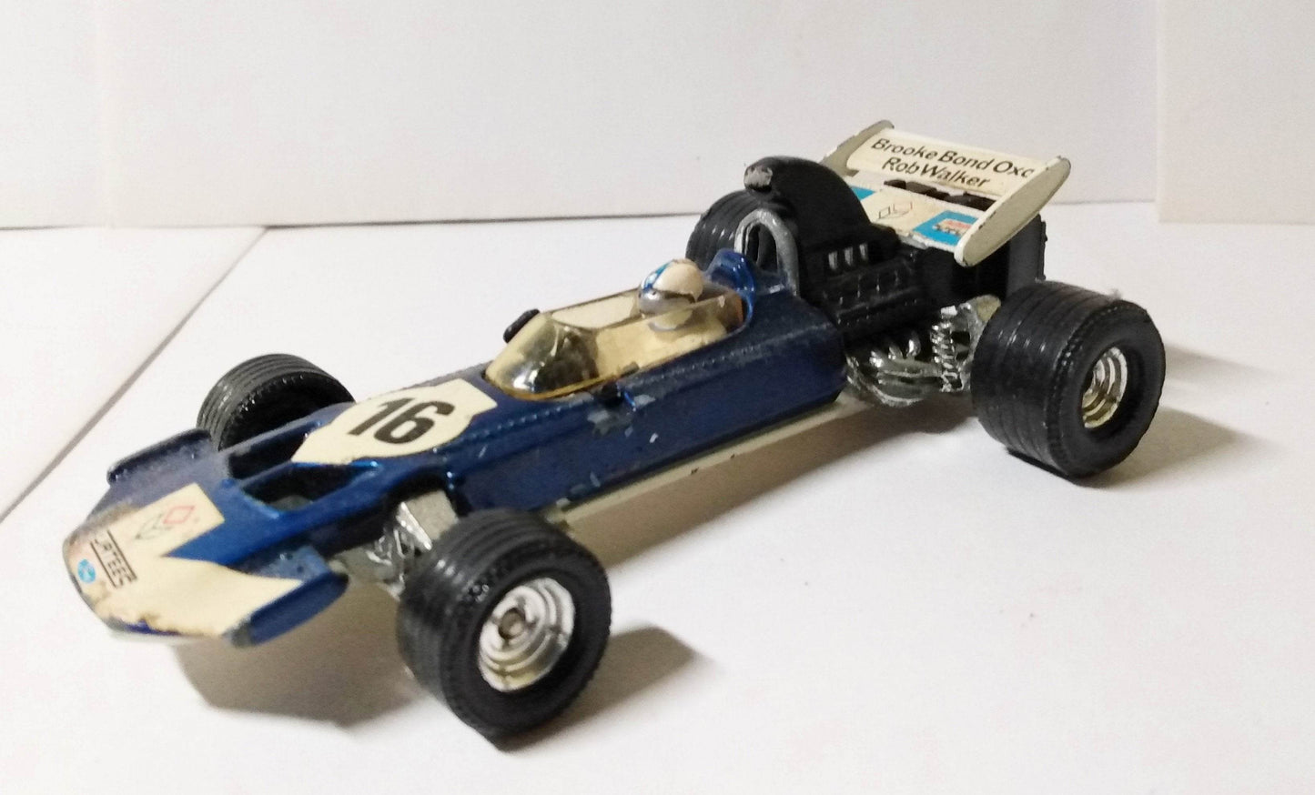 Corgi 150 Surtees TS9 Racing Car Brooke Bond Oxo Rob Walker 1972 - TulipStuff