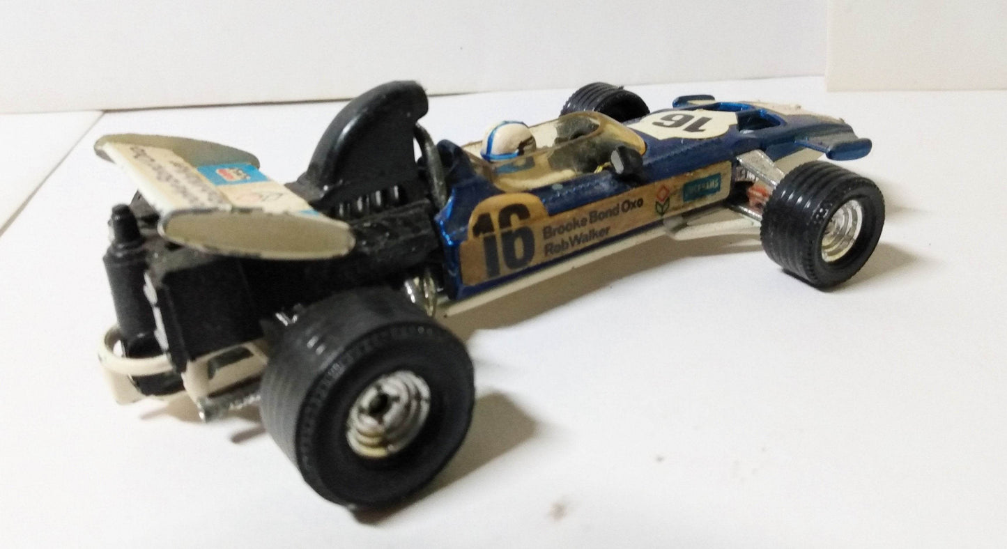 Corgi 150 Surtees TS9 Racing Car Brooke Bond Oxo Rob Walker 1972 - TulipStuff
