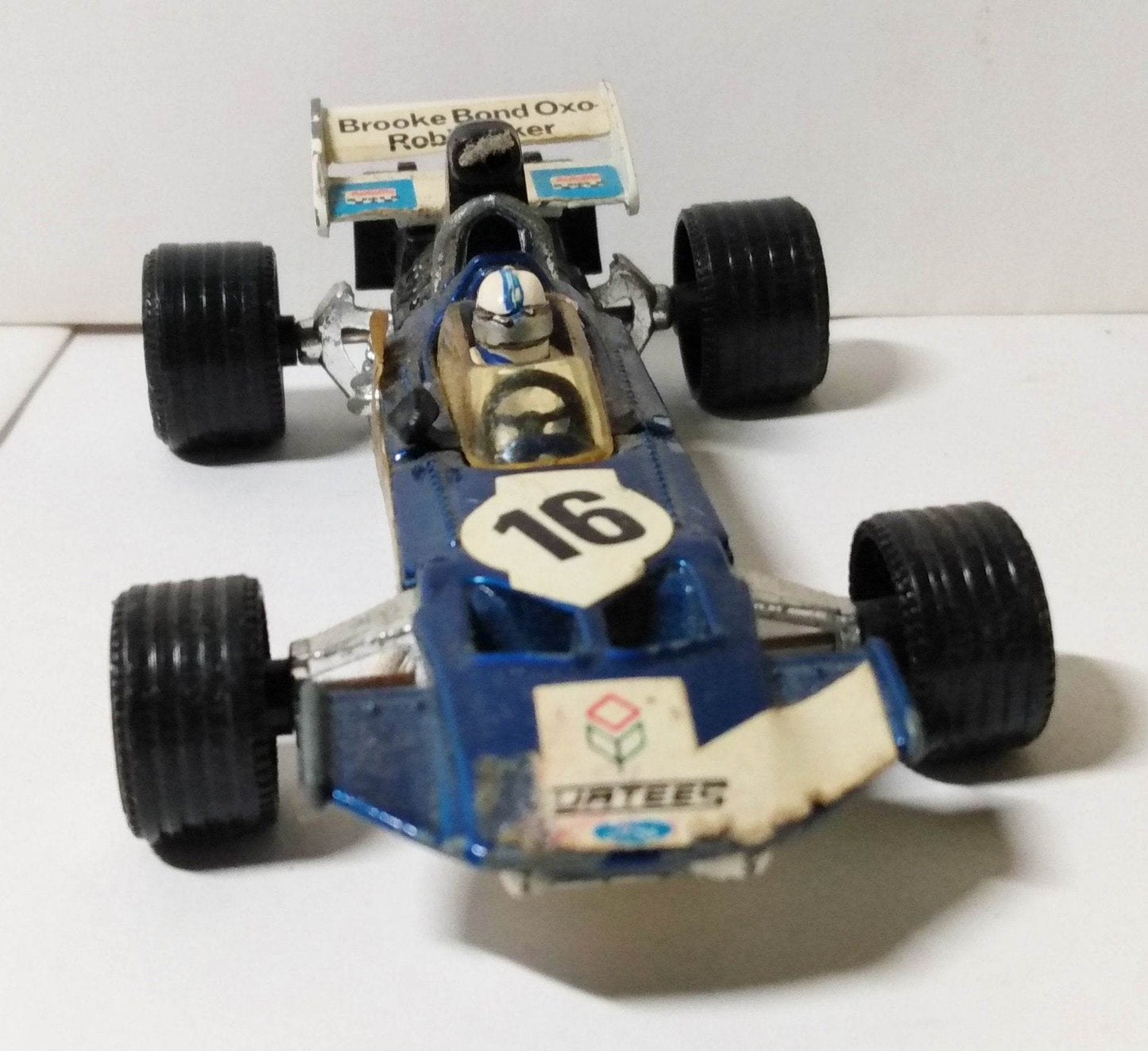 Corgi 150 Surtees TS9 Racing Car Brooke Bond Oxo Rob Walker 1972 - TulipStuff
