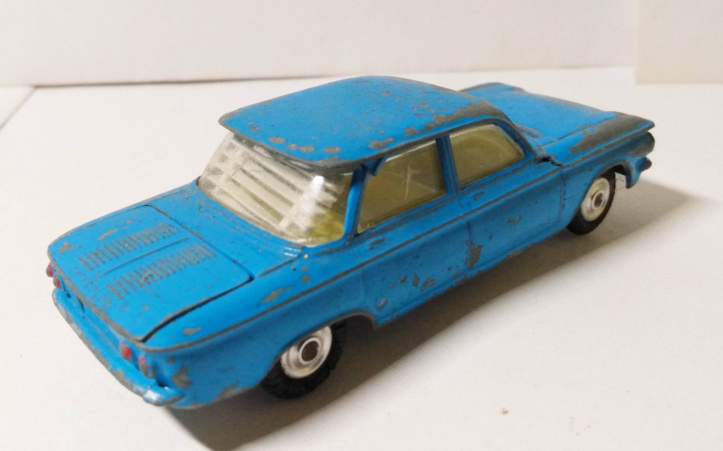 Corgi Toys 229 Chevrolet Corvair 4-Door Sedan 1961 Great Britain - TulipStuff