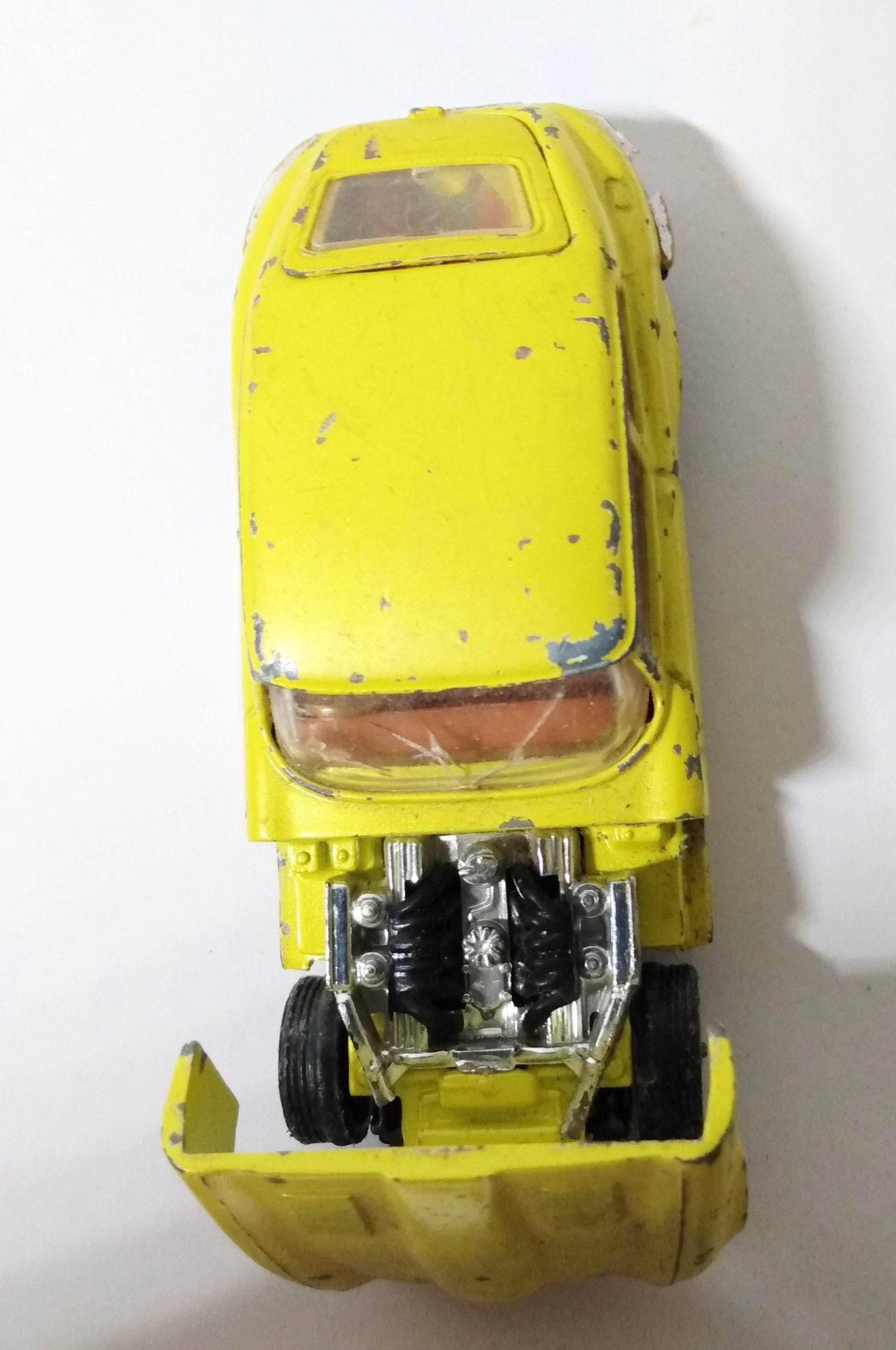 Corgi Toys 374 Jaguar E-Type 2+2 V12 Whizzwheels 1973 - TulipStuff