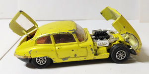 Corgi Toys 374 Jaguar E-Type 2+2 V12 Whizzwheels 1973 - TulipStuff