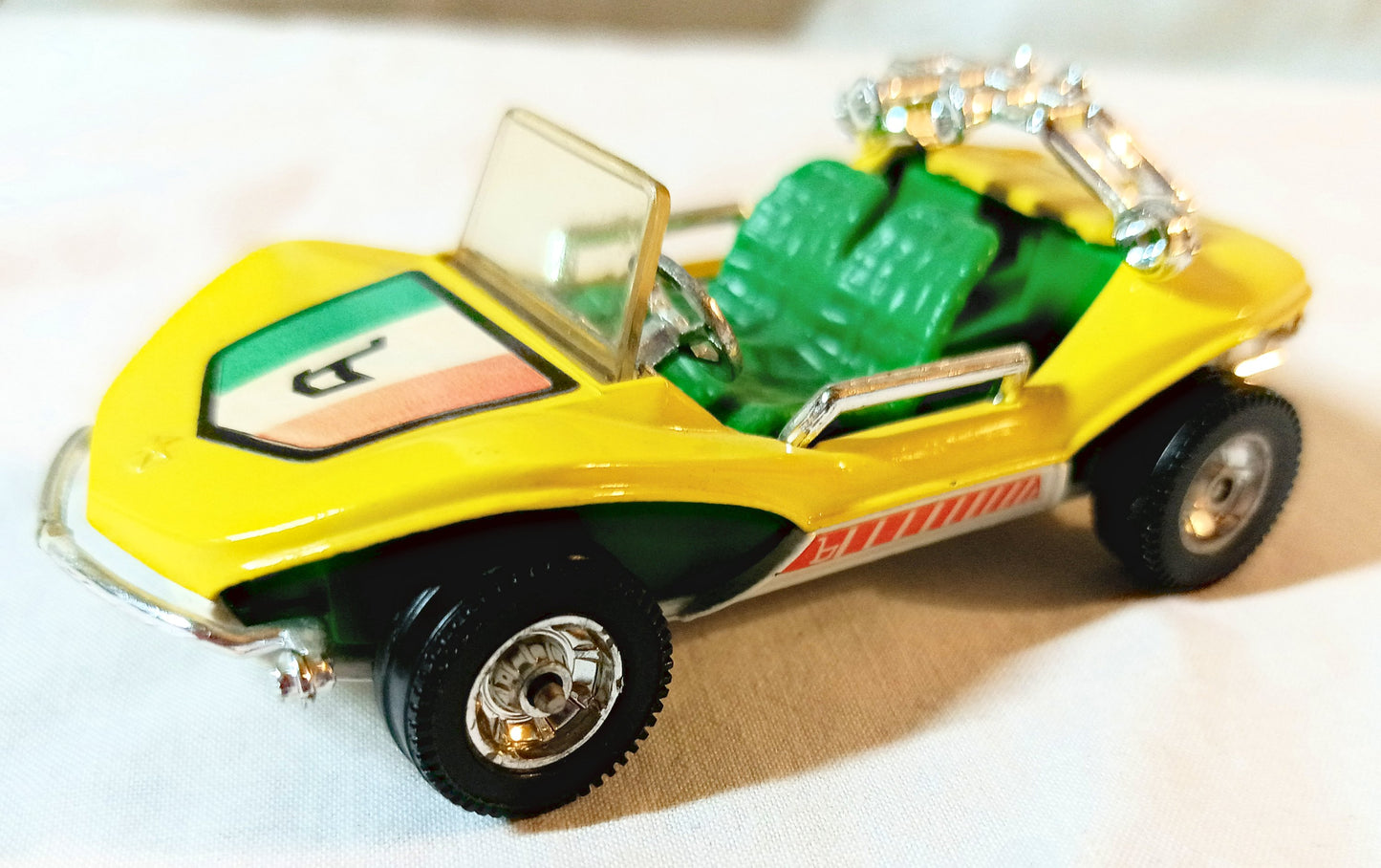 Corgi Toys 392 Bertone Shake Buggy Whizzwheels Yellow 1973 - Tuliptuff