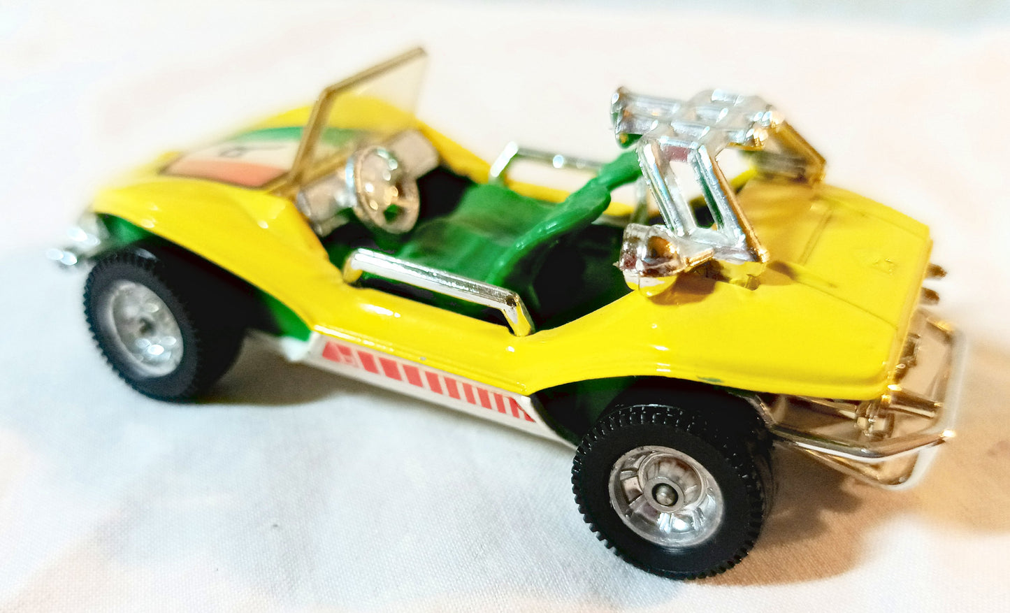 Corgi Toys 392 Bertone Shake Buggy Whizzwheels Yellow 1973 - Tuliptuff