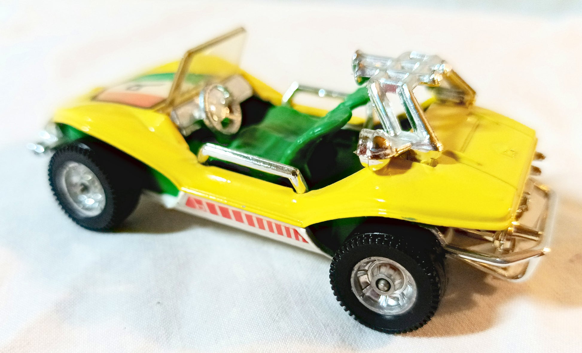 Corgi Toys 392 Bertone Shake Buggy Whizzwheels Yellow 1973 - Tuliptuff