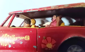 Corgi Toys 277 The Monkees Monkeemobile w/4 Figures 1968 - TulipStuff