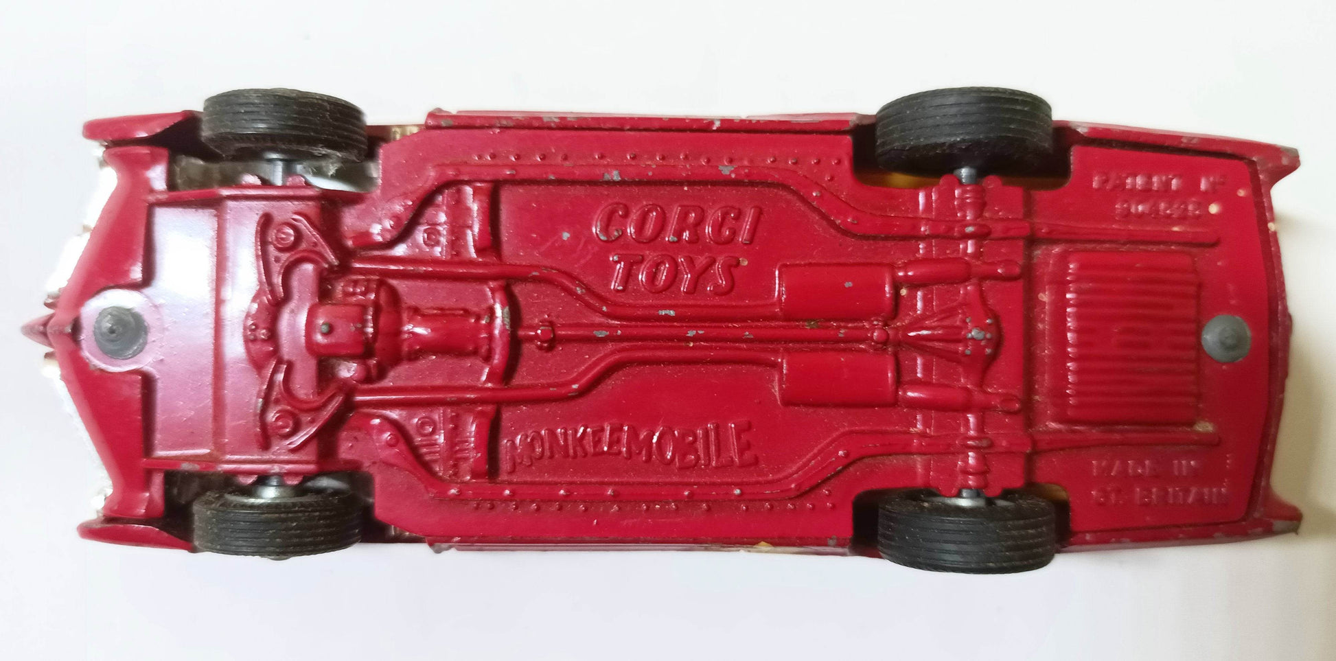 Corgi Toys 277 The Monkees Monkeemobile w/4 Figures 1968 - TulipStuff