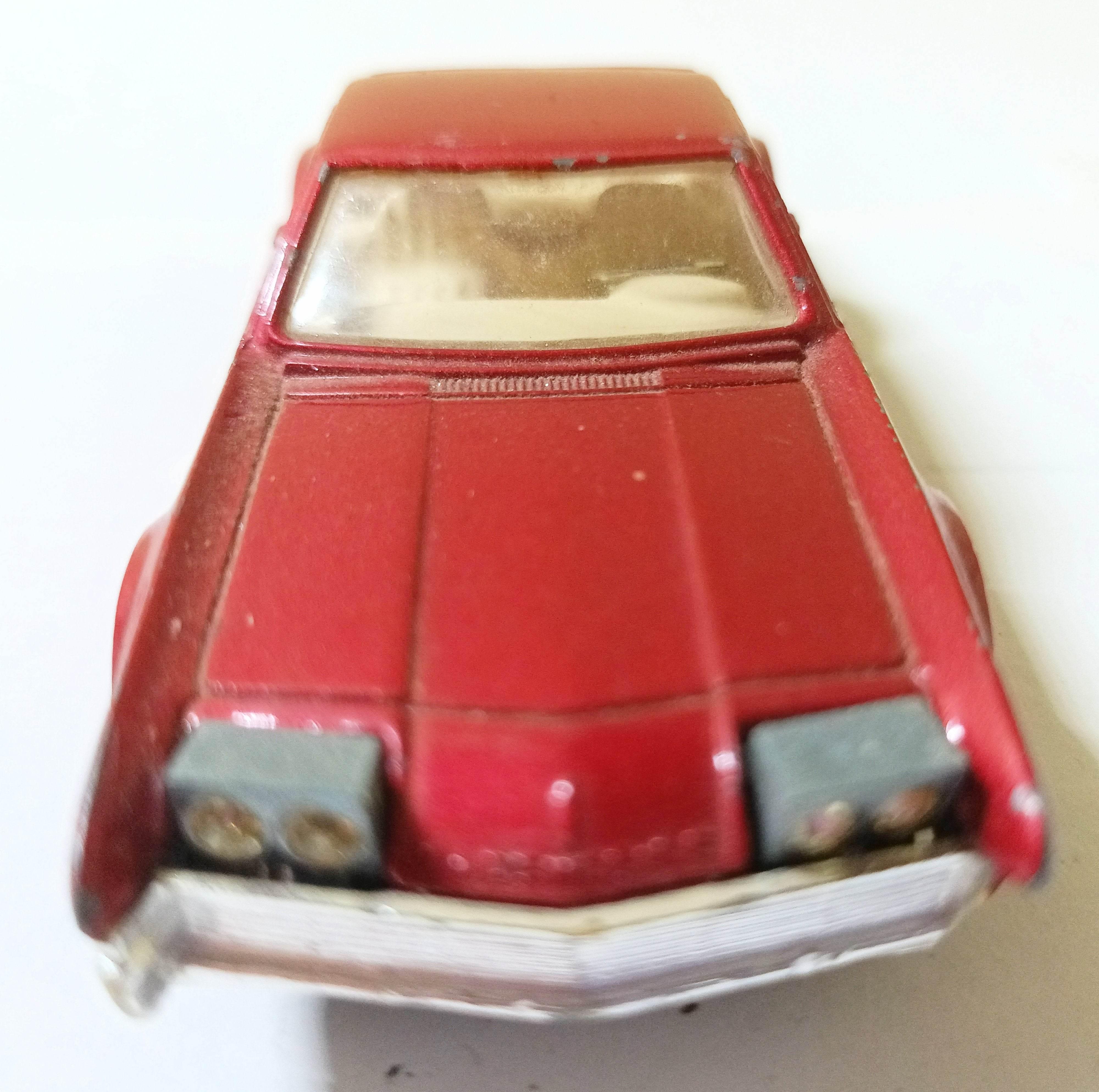 Corgi Toys 276 Oldsmobile Toronado Red Golden Jacks 1/43 1968