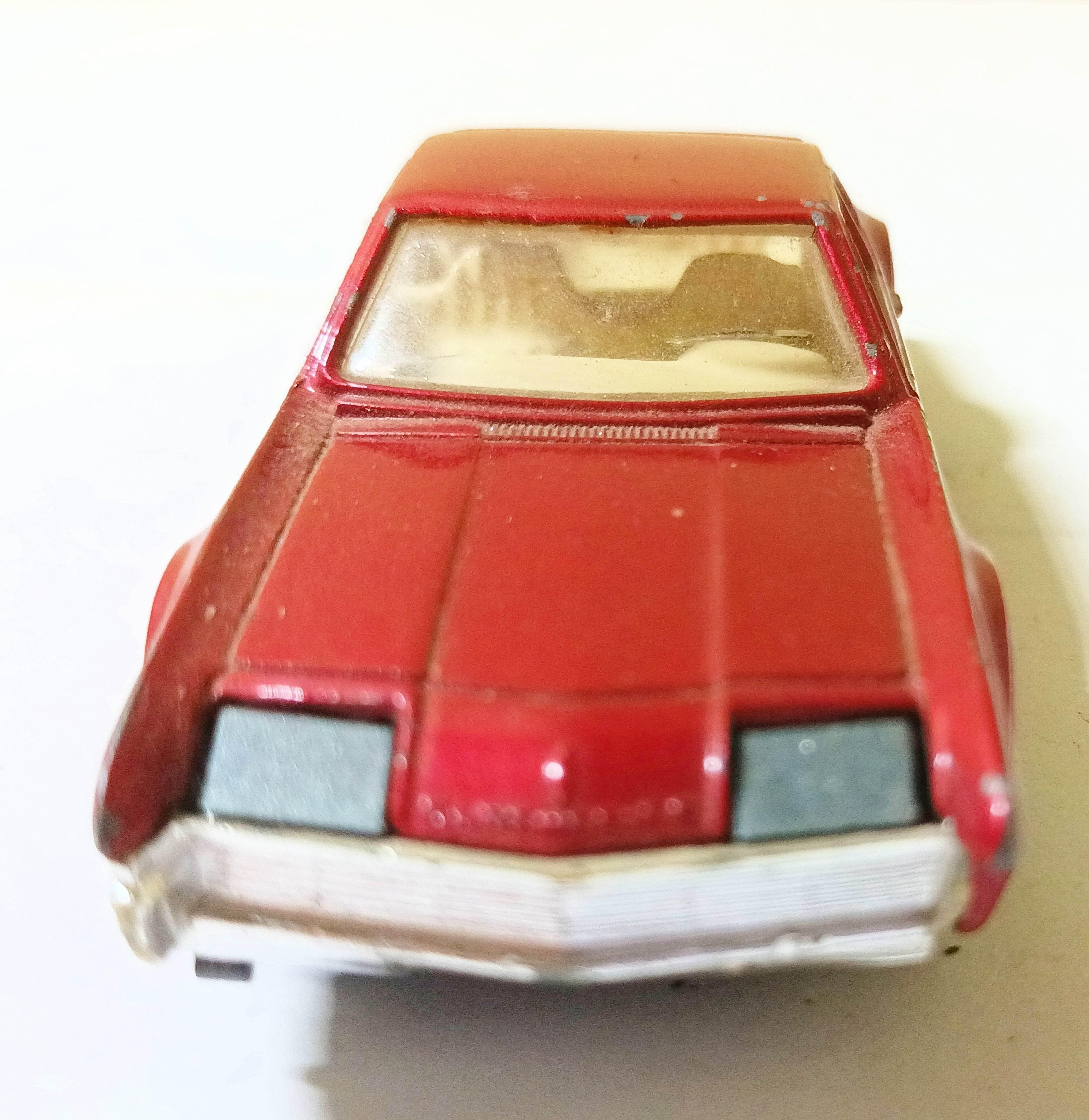 Corgi Toys 276 Oldsmobile Toronado Red Golden Jacks 1/43 1968