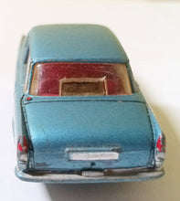 Load image into Gallery viewer, Corgi 252 Rover 2000 P6 4-Door Saloon Car Great Britain 1963 - TulipStuff
