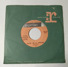Load image into Gallery viewer, Dean Martin Face In A Crowd / Ain&#39;t Gonna Try Anymore 7&quot; Vinyl 1963 - TulipStuff
