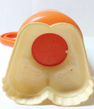 Load image into Gallery viewer, Deka Footsie Tootsie Happy Face Mug With Feet Made In USA 1970&#39;s
