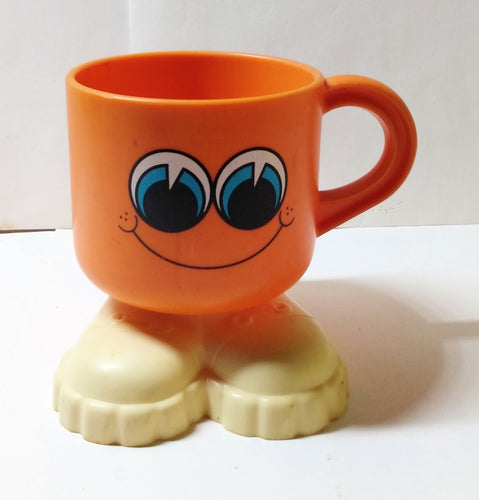 Deka Footsie Tootsie Happy Face Mug With Feet Made In USA 1970's - TulipStuff