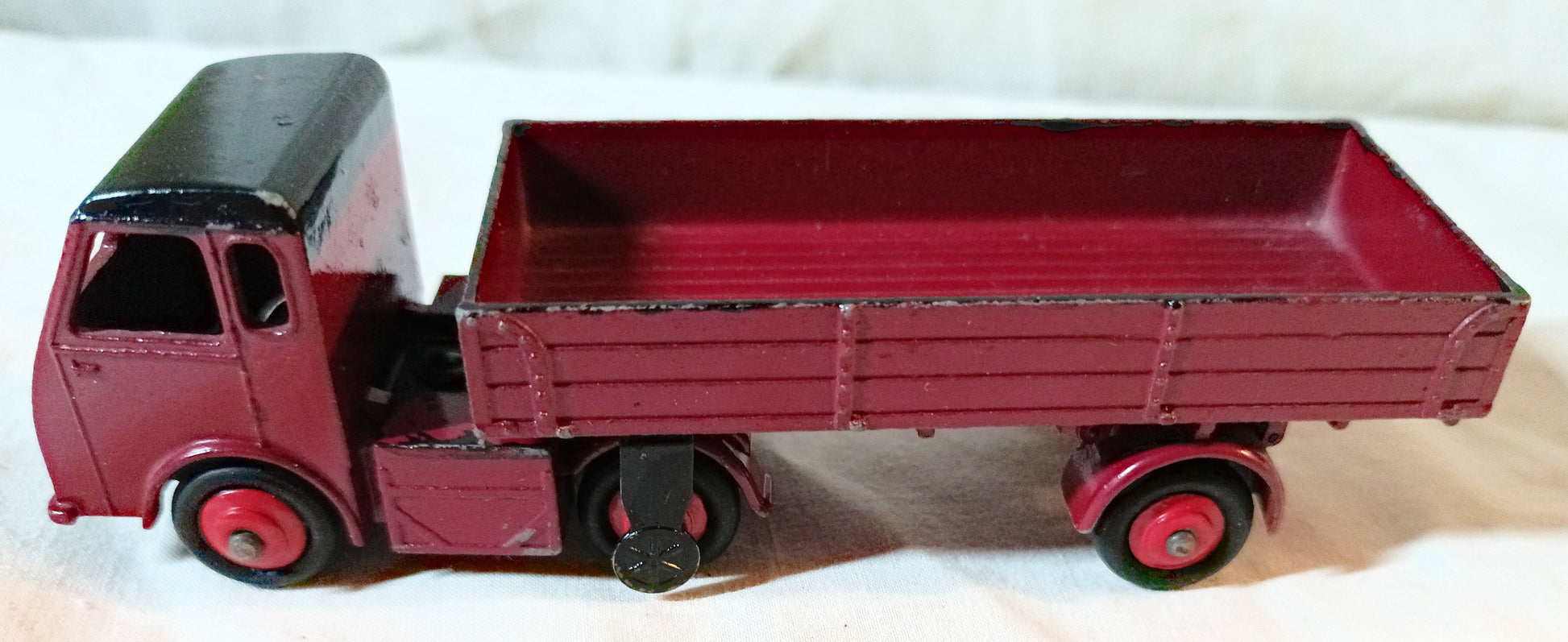 Dinky 30W Hindle Smart Helecs Electric Lorry British Railways 1953 - TulipStuff