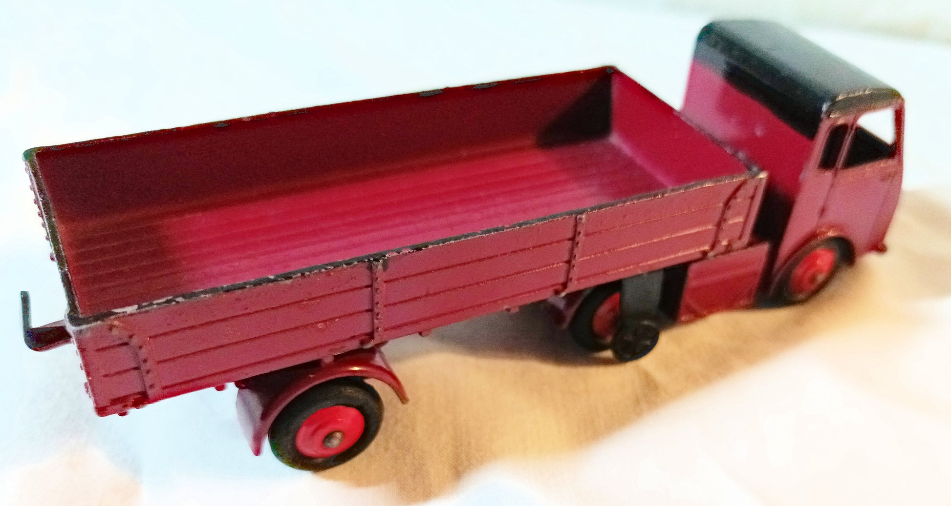 Dinky 30W Hindle Smart Helecs Electric Lorry British Railways 1953 - TulipStuff