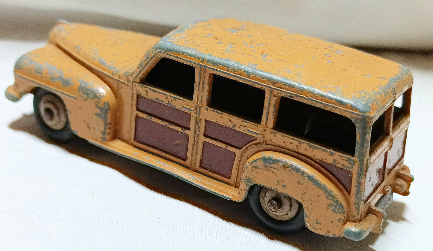 Dinky Toys 27F Plymouth Estate Car Woodie Wagon England 1950 - TulipStuff
