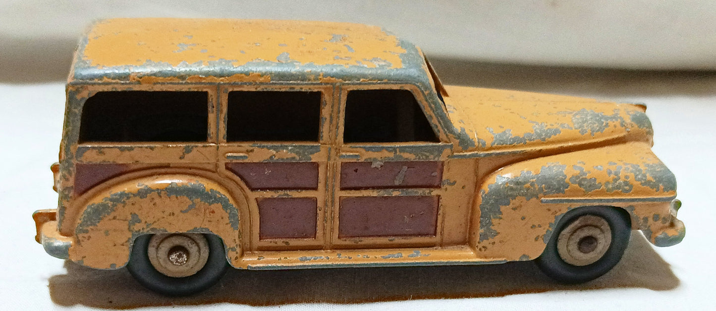 Dinky Toys 27F Plymouth Estate Car Woodie Wagon England 1950 - TulipStuff