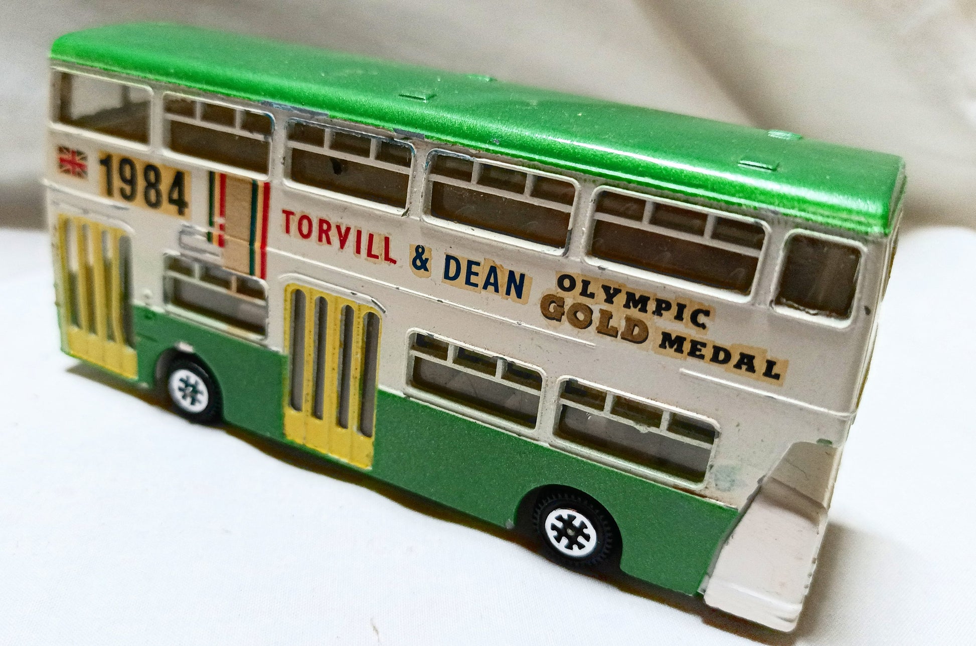 Dinky Toys Atlantean Bus 1984 Torvill & Dean Olympic Gold Medal Commemorative - TulipStuff