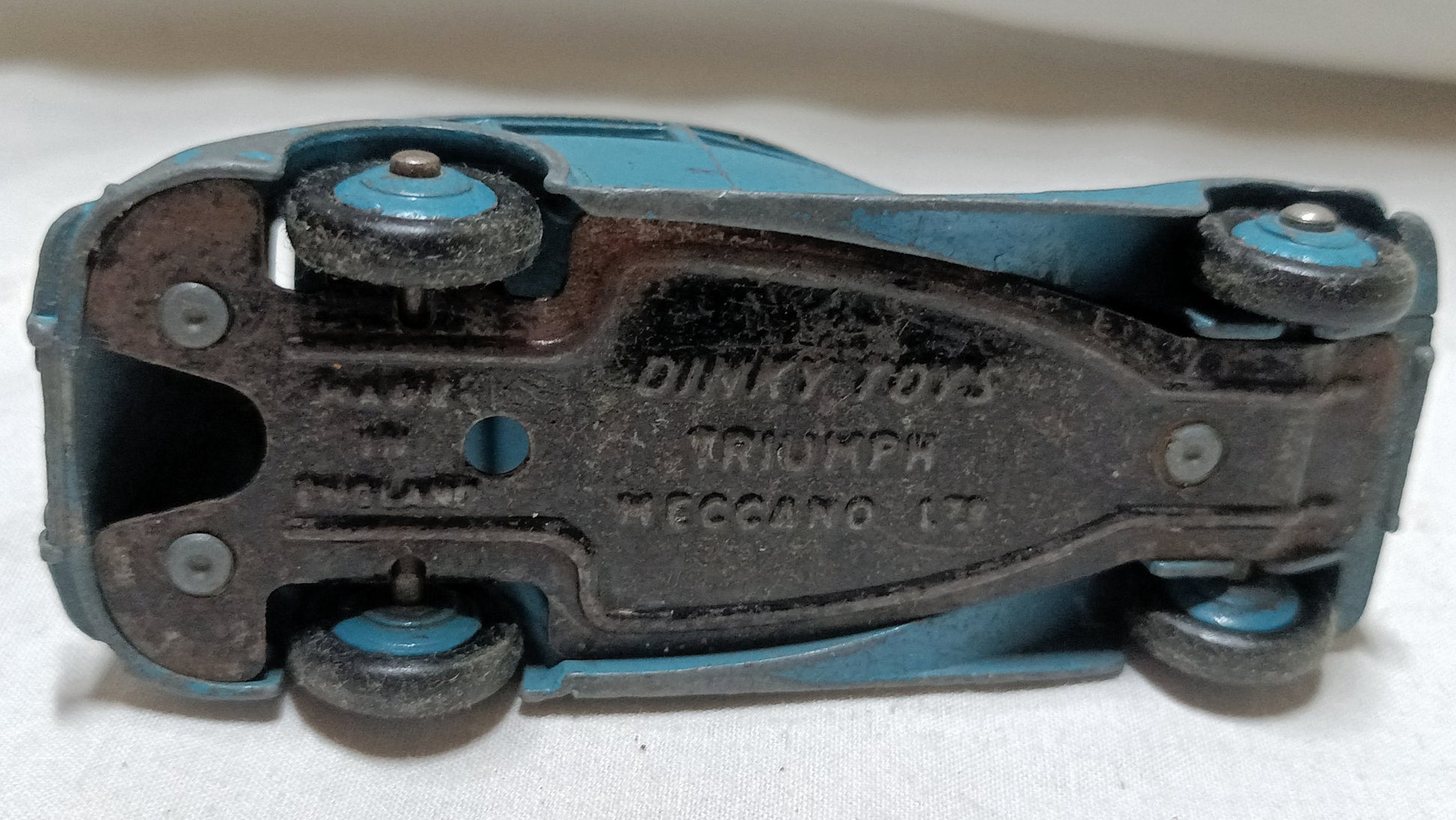 Dinky Toys 40b Triumph 1800 Saloon Car Blue England 1948 - TulipStuff