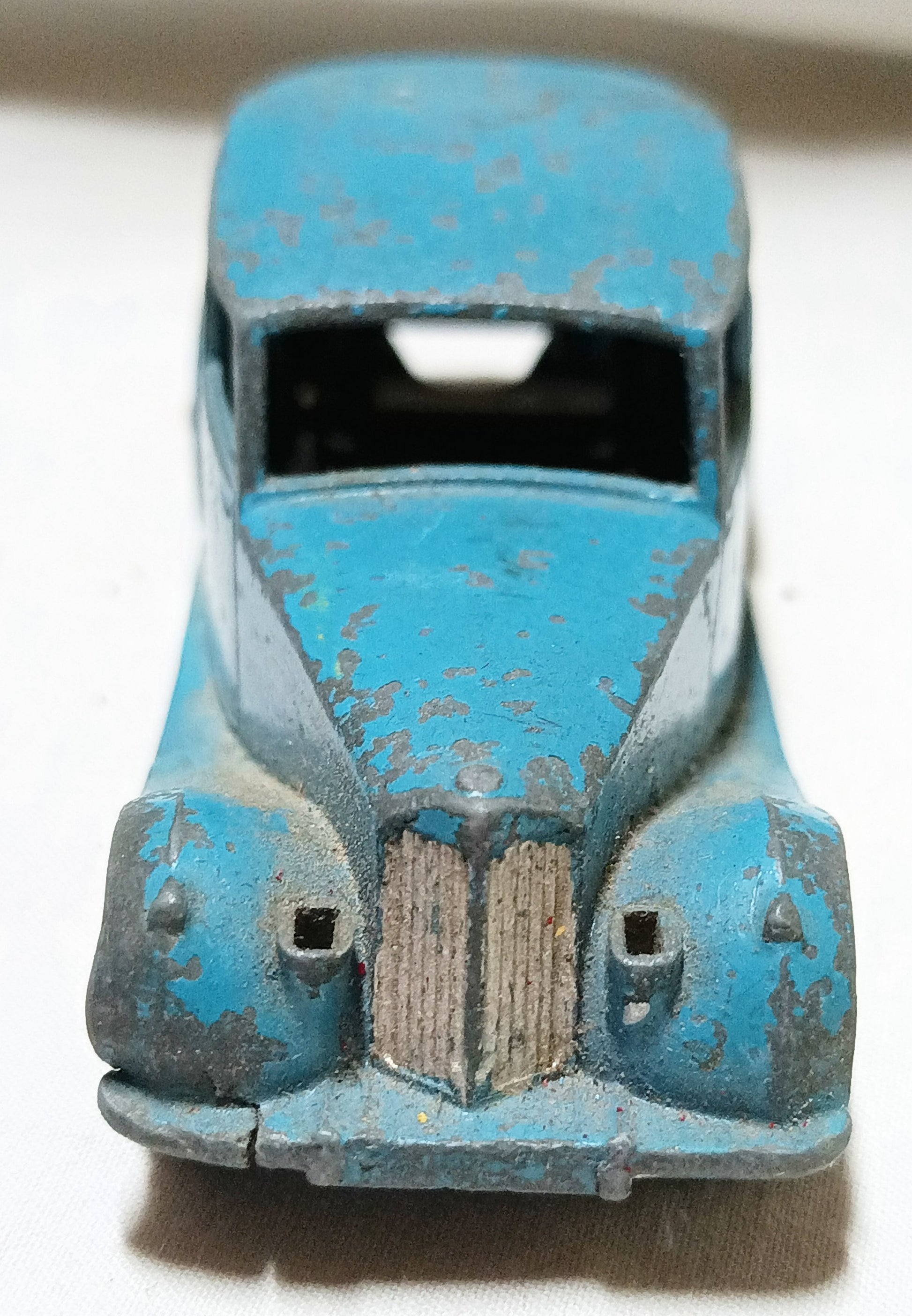 Dinky Toys 40b Triumph 1800 Saloon Car Blue England 1948 - TulipStuff