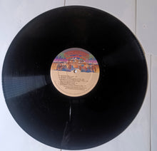 Load image into Gallery viewer, Donna Summer Greatest Hits Volume 2 Disco 12&quot; Vinyl LP Casablanca 1979 - TulipStuff
