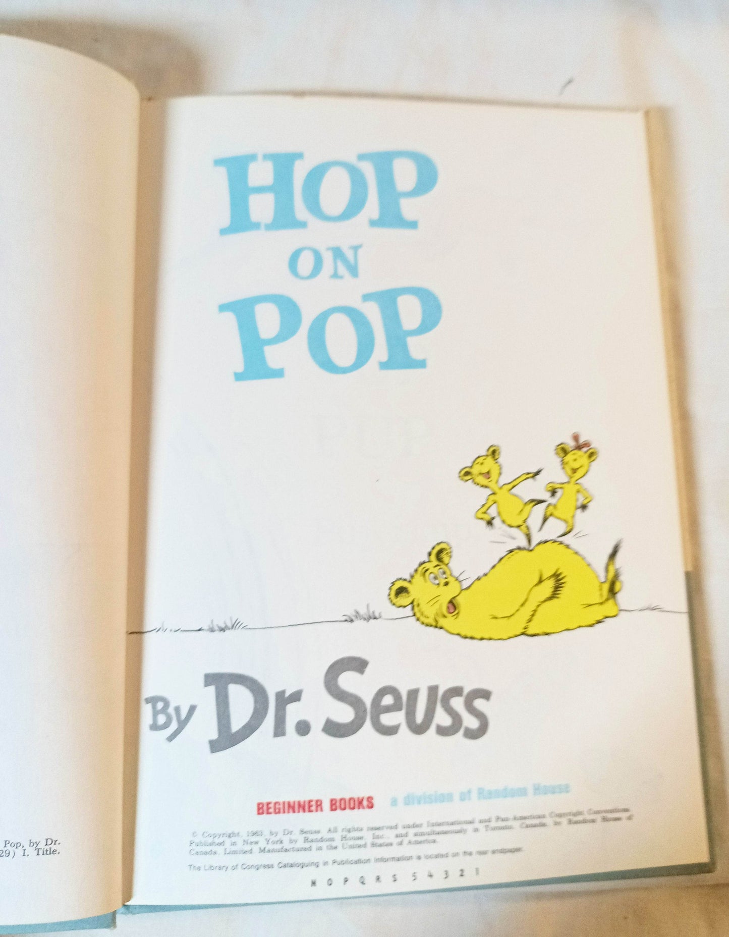 Dr Seuss Hop On Pop Beginner Books Book Club Edition 1963 - TulipStuff