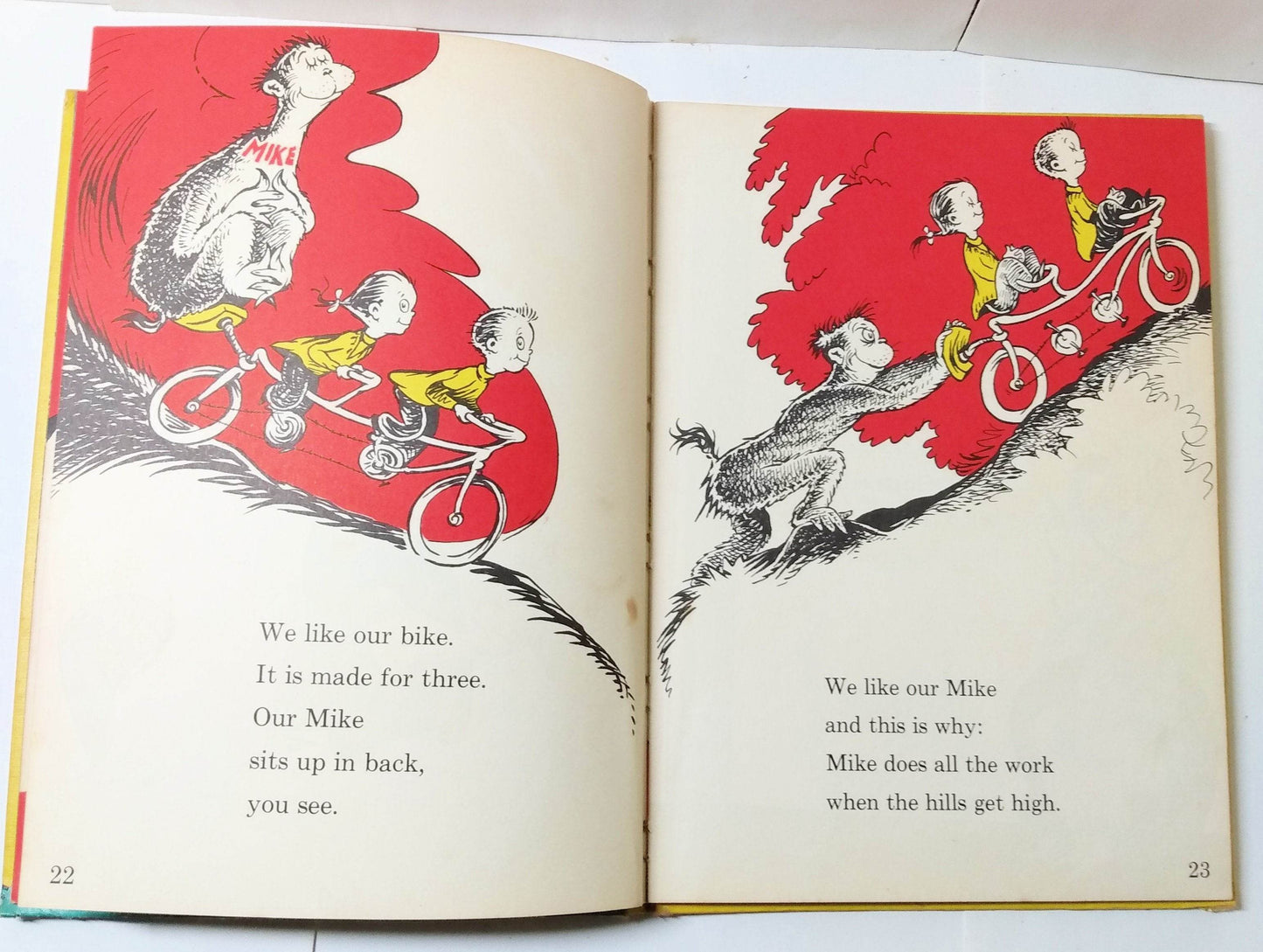 Dr Seuss One Fish Two Fish Red Fish Blue Fish Beginner Books 1960 - TulipStuff
