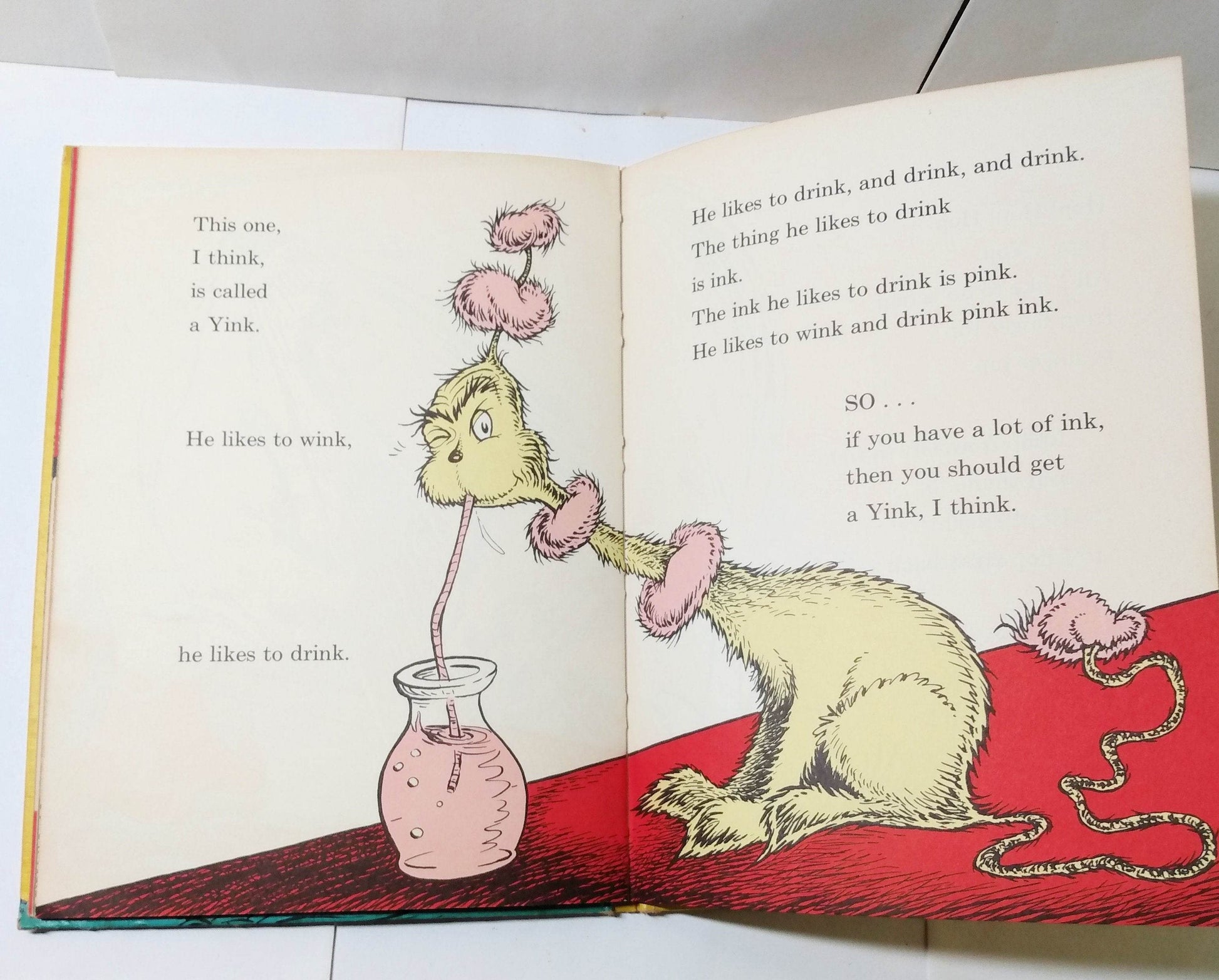 Dr Seuss One Fish Two Fish Red Fish Blue Fish Beginner Books 1960 - TulipStuff