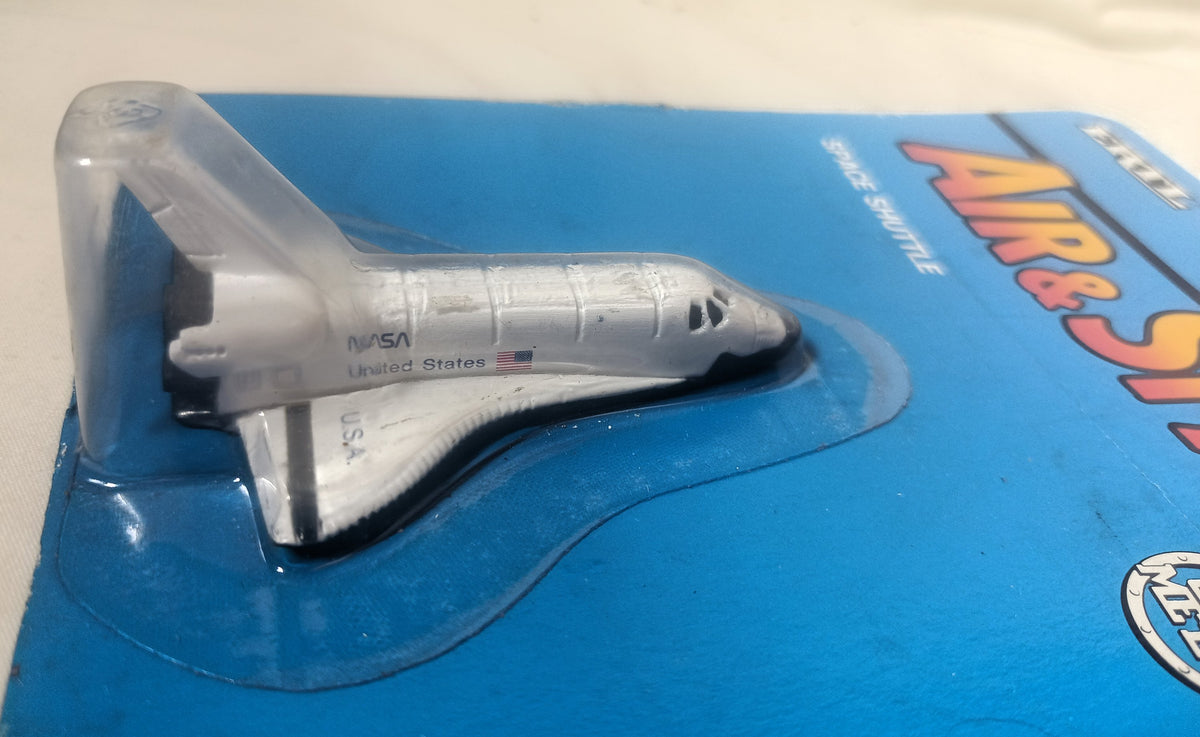 Ertl Air & Space #1535 Replica NASA Space Shuttle Diecast Metal 1992 - TulipStuff