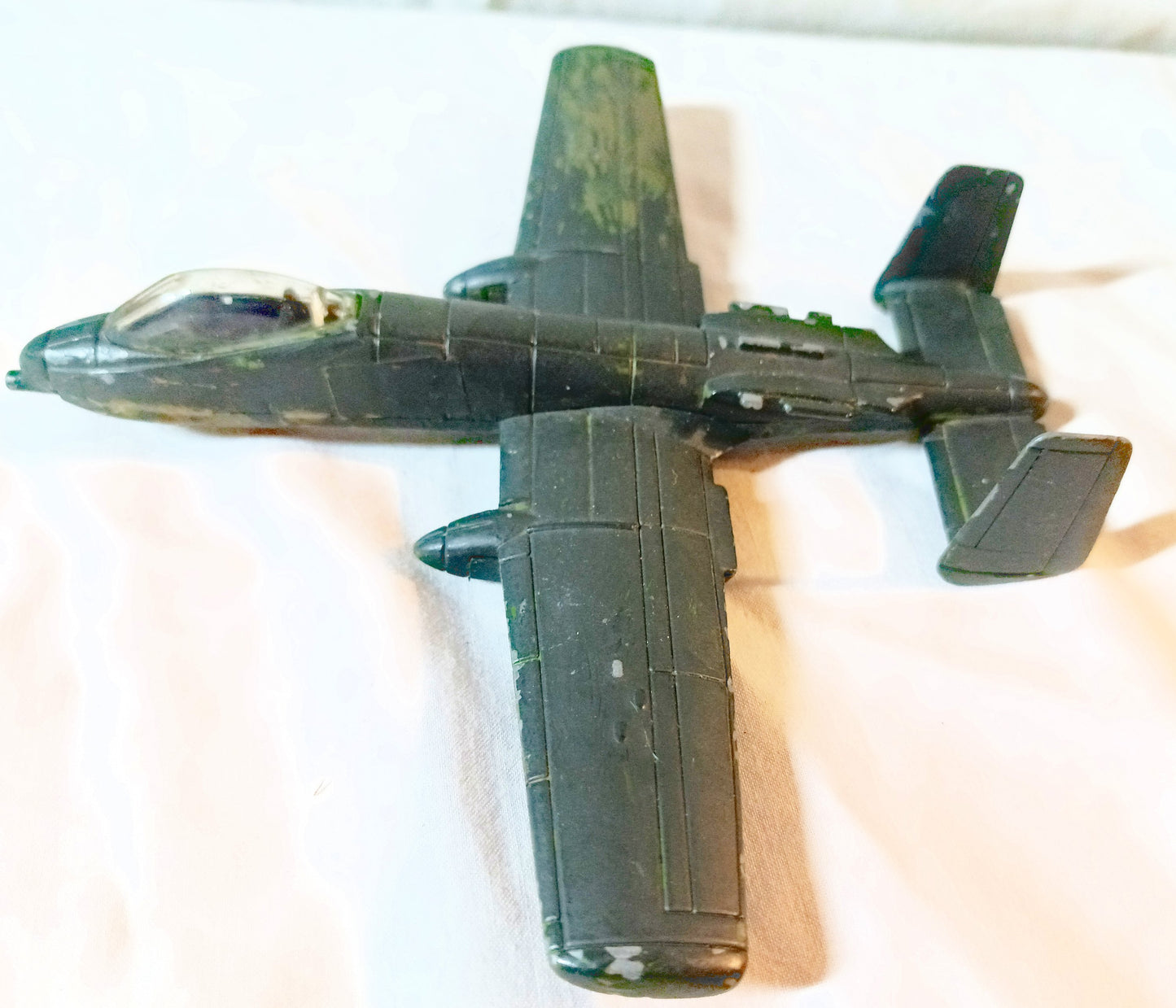 Ertl Force One Fairchild Republic A-10 Thunderbolt Warthog Bomber 1980s - TulipStuff