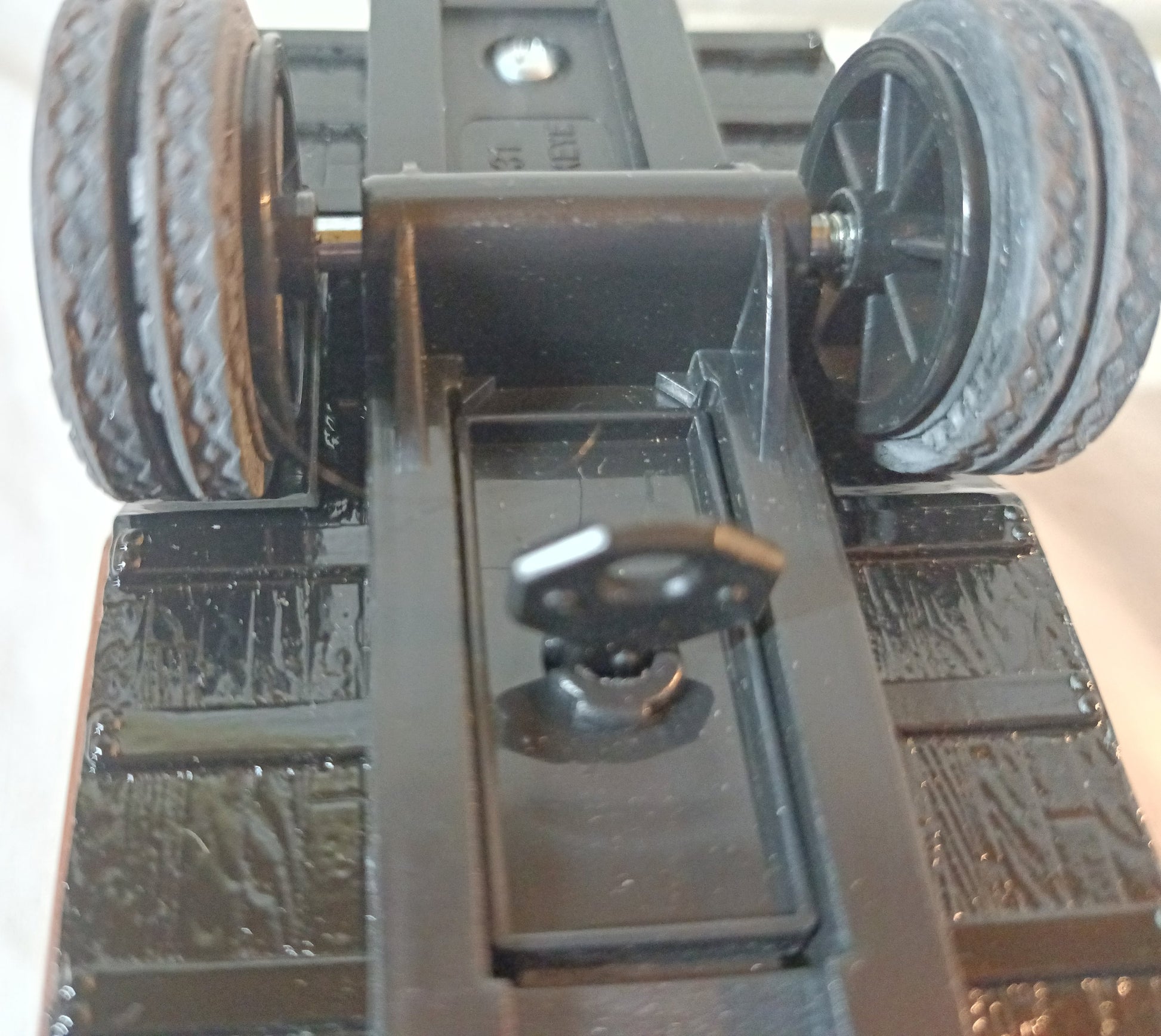 Ertl 9718 Mobiloil Gargoyle 1931 Hawkeye Crate Bank w/Key 1:34 1991 USA - TulipStuff
